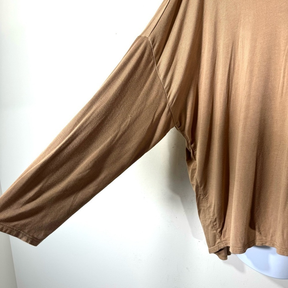 Wynne Layers Colorblock Unstructured Turtleneck - Picture 3 of 7